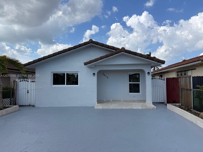Building Photo - 2775 W 71st Pl