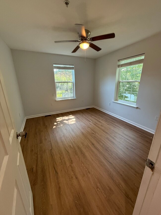 Photo - 4901 Oglethorpe St