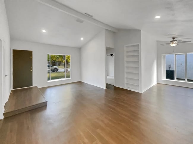 Photo - 1746 Whiteoak Dr