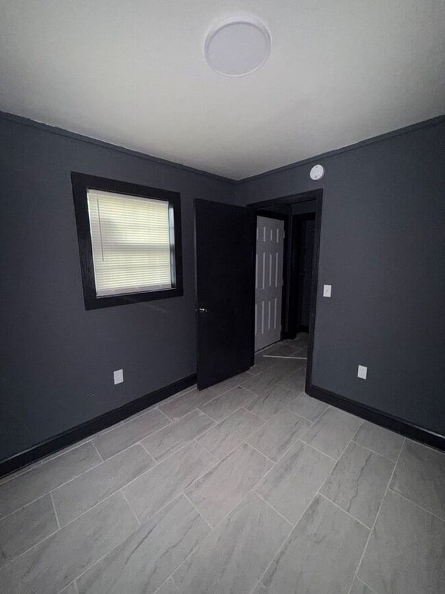 Photo - 804 National St