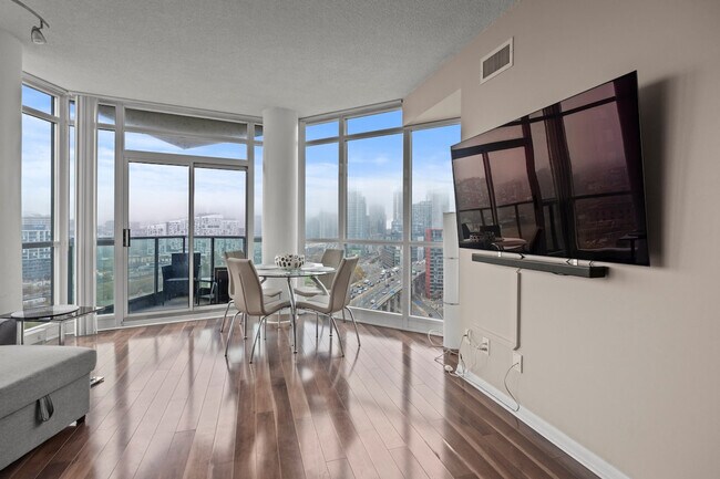 Photo - 231 Fort York Blvd Unit SI ID1347382P