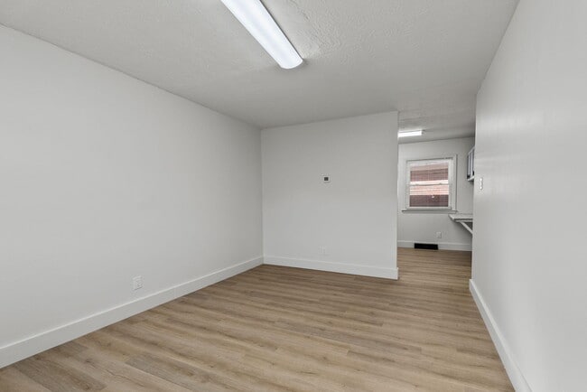 Photo - 520 Booker St Unit 4