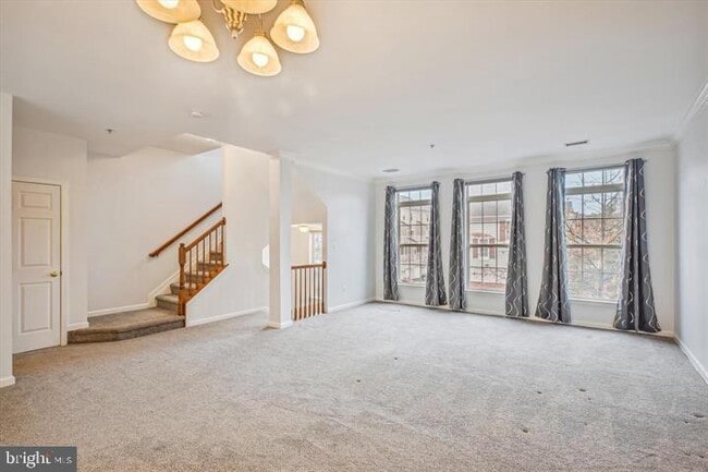 Photo - 206 Heathwalk St