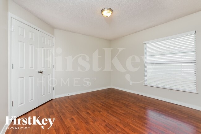 Photo - 4036 Waltham Forest Dr