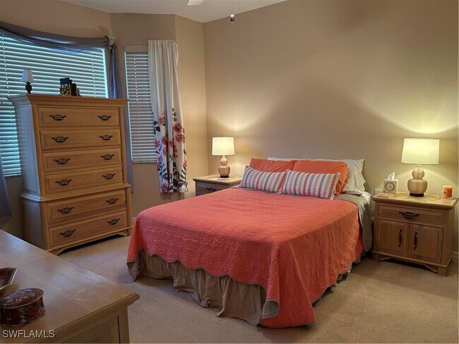Building Photo - 2895 Cypress Trace Cir Unit 104