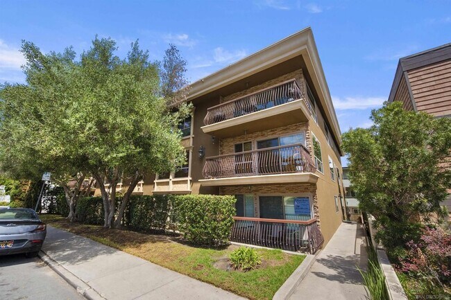 2955 McCall St Unidad 301