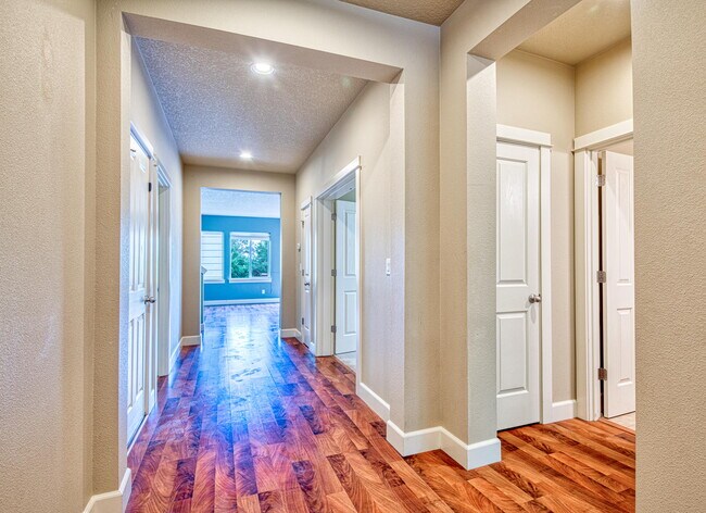 Photo - 14822 SW Mulberry Dr