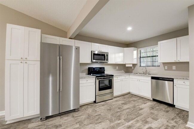 Photo - 3491 Balboa Cir