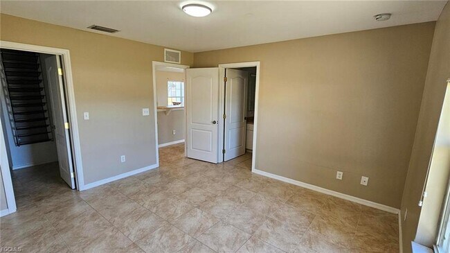 Photo - 1316 NE 16th Pl