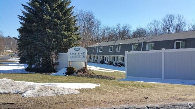 Building Photo - 1568 Meriden Rd Unit Apt 5D