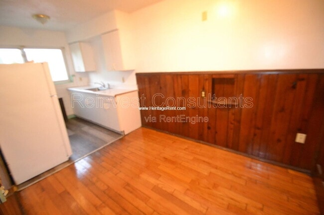 Photo - 7244 Reading Rd Unidad 4