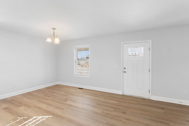 Photo - 427 N Caldwell St