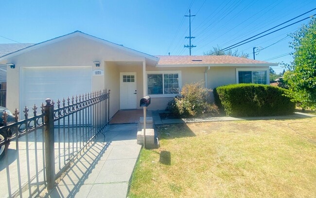 Photo - 1171 Carlton Ave Unidad House