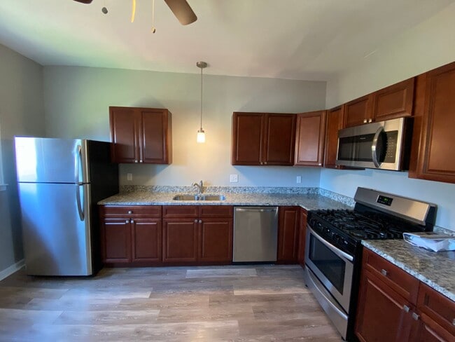 Photo - 181 N Balph Ave Unit Apt 2