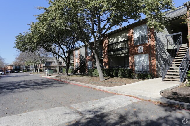 Photo - Cimarron Court