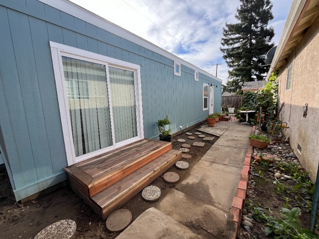 Photo - 4412 Sloat Rd