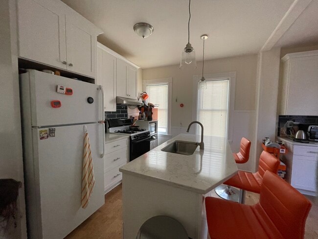 Photo - 32 Preston St Unit 1st flr