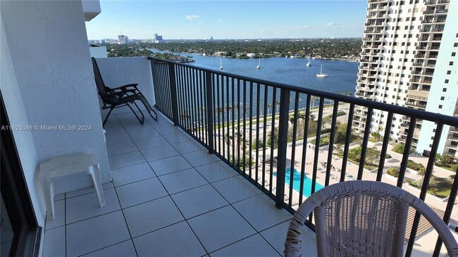 Photo - 1201 S Ocean Dr Unit 1903S