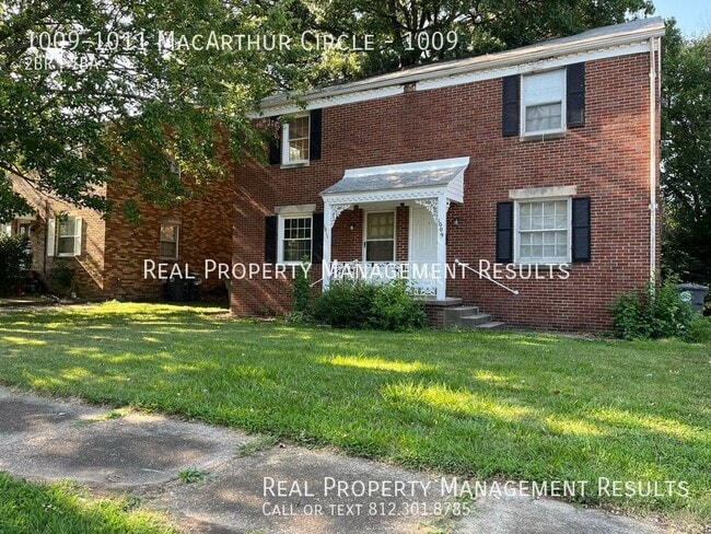 Building Photo - 1009-1011 MacArthur Circle-1009 Unit 1009