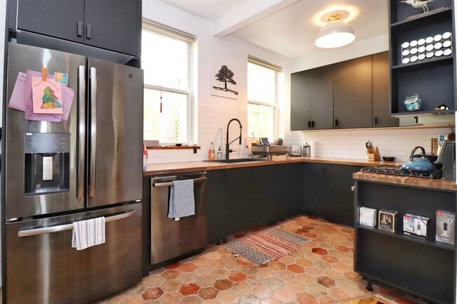 Photo - 820 Grand St Unit 2