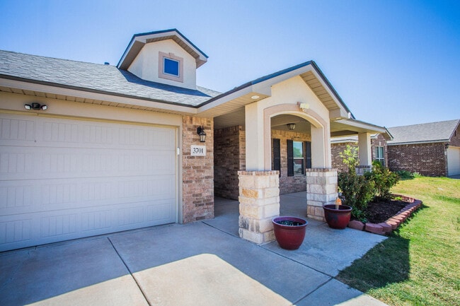 Photo - 3701 Rochester Ave