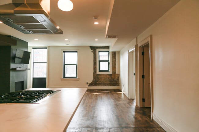 Photo - 121 Michigan Ave W Unit 121 D