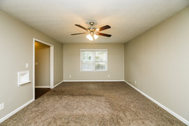 Photo - 2130 Grayfield Dr House