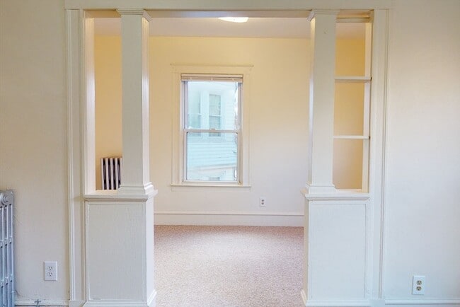 Photo - 34 Crescent 4 Crescent Unit 4