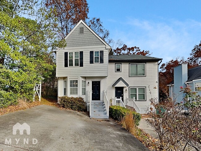 Building Photo - 5210 Laurel Bridge Dr SE