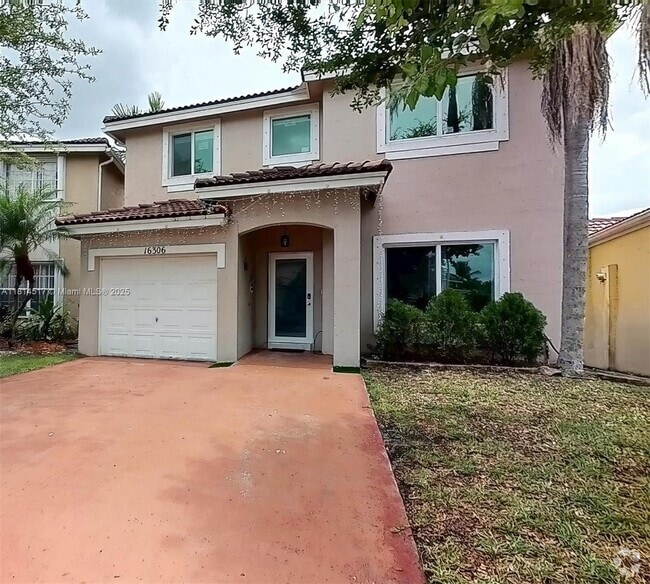 Building Photo - 16306 SW 100th Terrace Rental