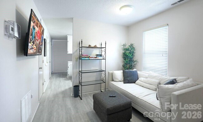 Photo - 10700 Blue Heron Dr