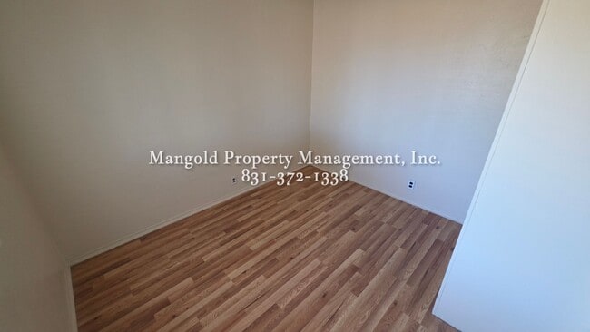 Photo - 24274 Washington St