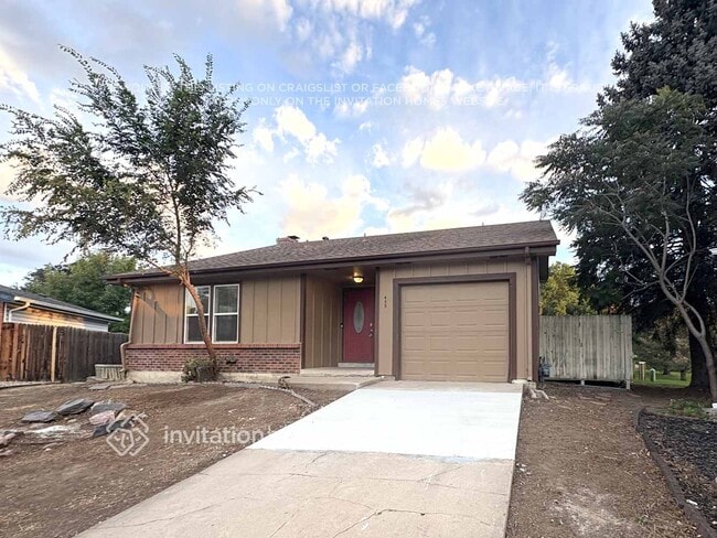 Building Photo - 455 Hickory Pl Rental