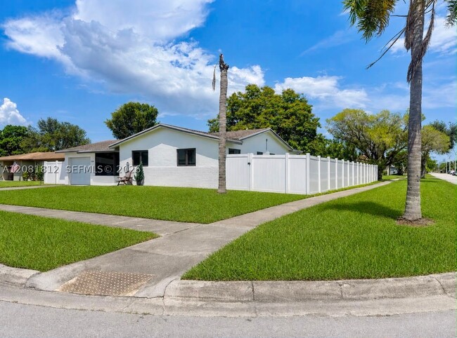 Photo - 1806 NW 68th Ave