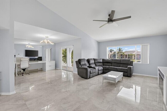 Photo - 13770 Oneida Dr Unit C2