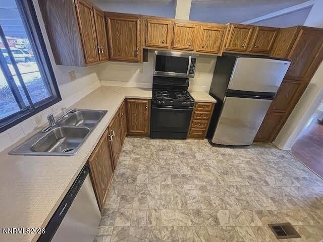 Photo - 1093 Fleetwood Ave