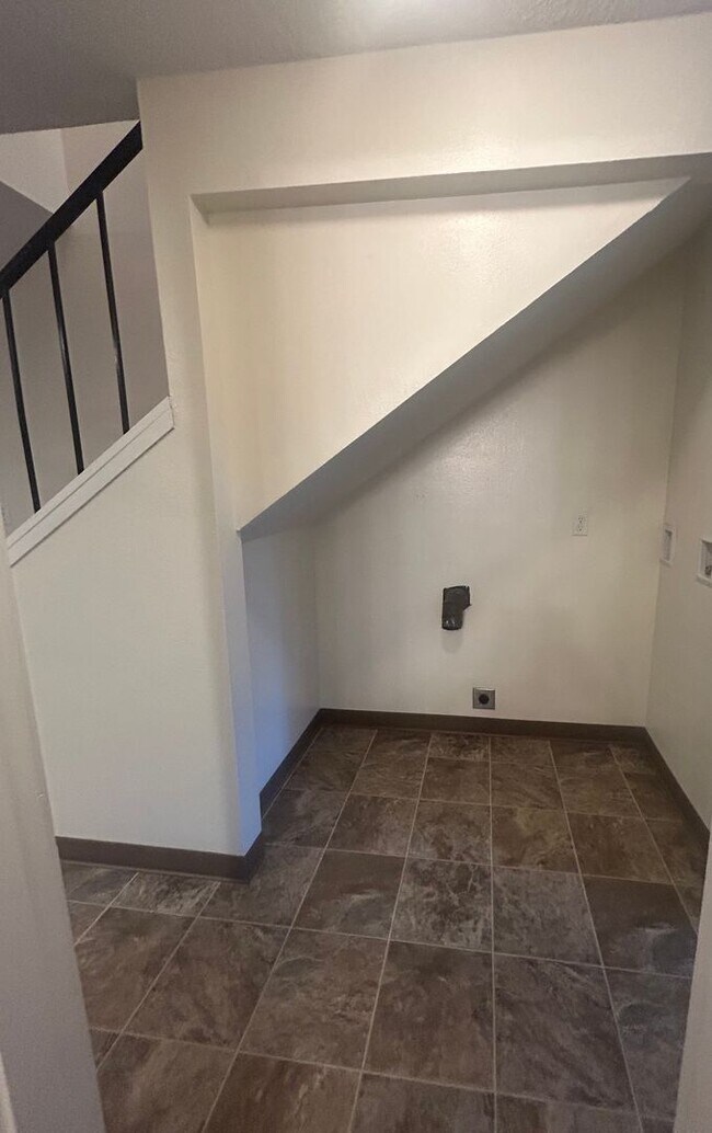 Photo - Jefferson #11894 Unit 4874 Sunnyside Rd SE