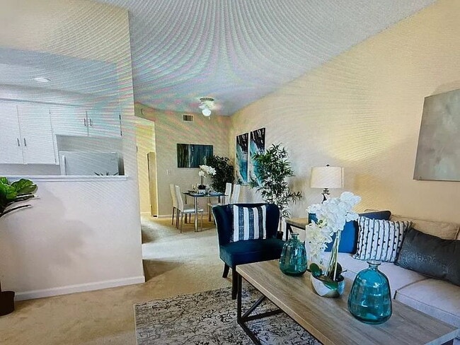 Building Photo - "Cozy 1-Bedroom Retreat in San Jose - Perfect for Your Urban Lifestyle!"