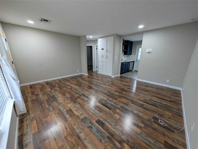 Photo - 2216 Hasley Dr