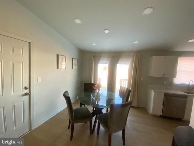 Photo - 4426 Cub Run Rd