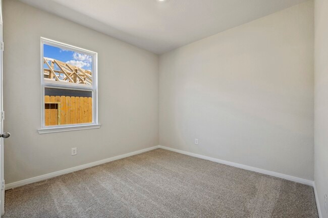 Building Photo - 10442 Red Cardinal Dr