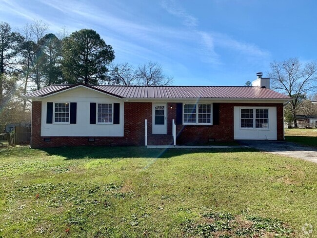 Building Photo - Lovely Updated Home in Spring Lake