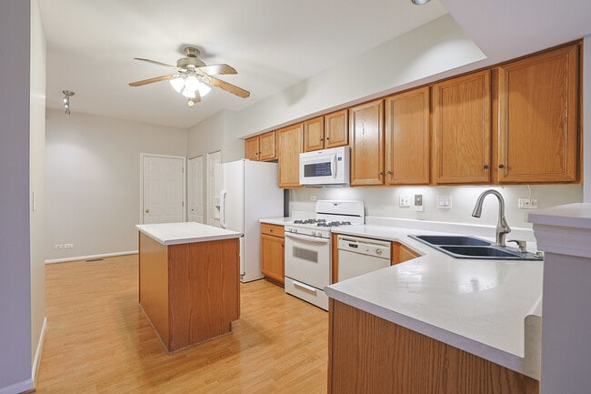 Photo - 145 Farmgate Dr