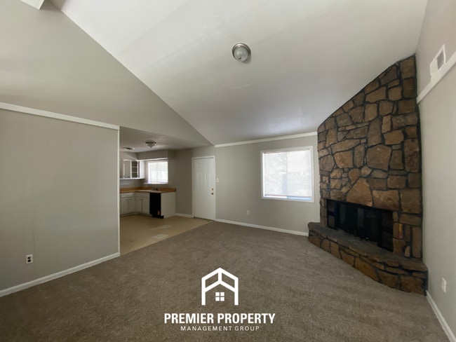 Photo - 3796 St Elmo Ave