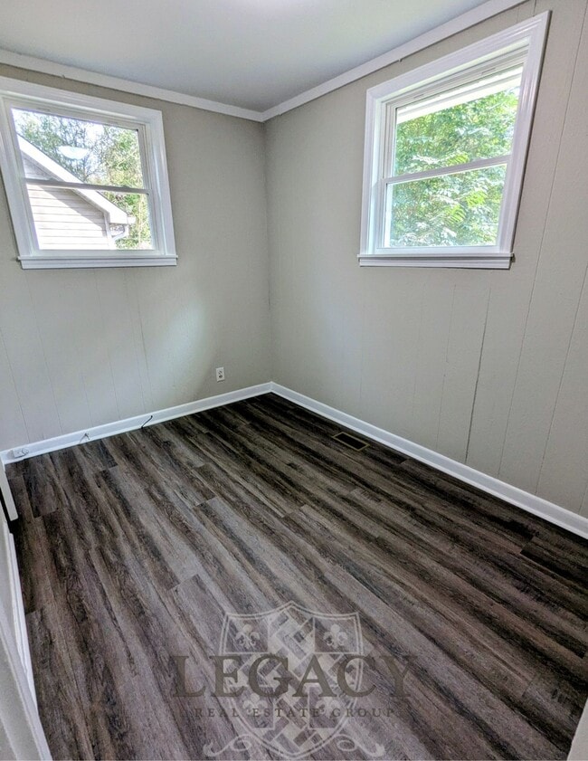 Photo - 1705 Evelyn Ave