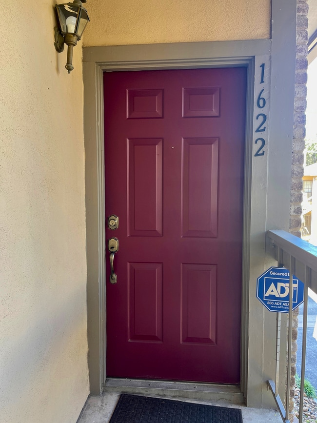 Photo - 11839 Parliament Dr