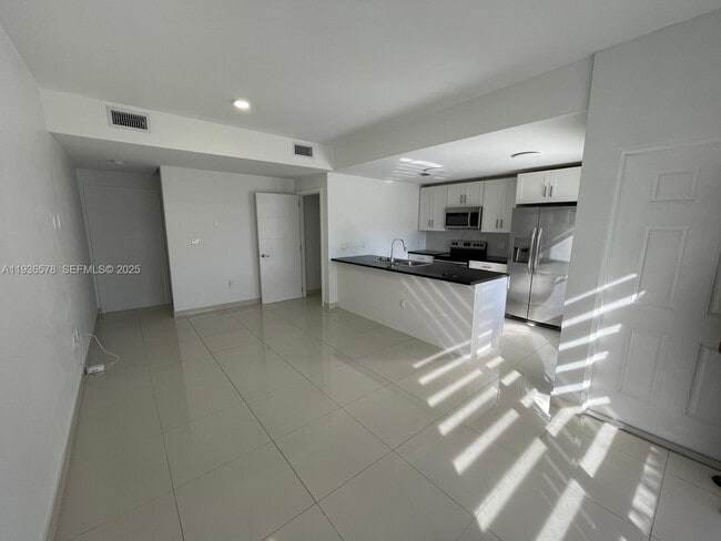 Photo - 25869 SW 139th Ct