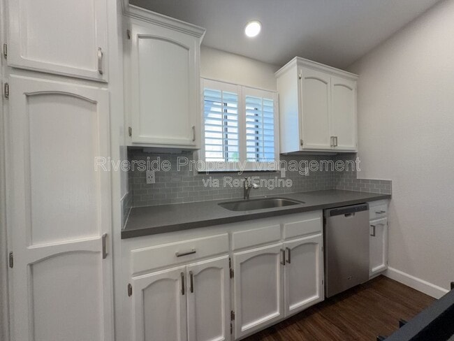 Photo - 9505 Arlington Ave Unit Apt 90