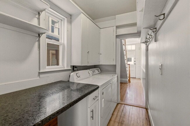 Photo - 514 Middle, 1