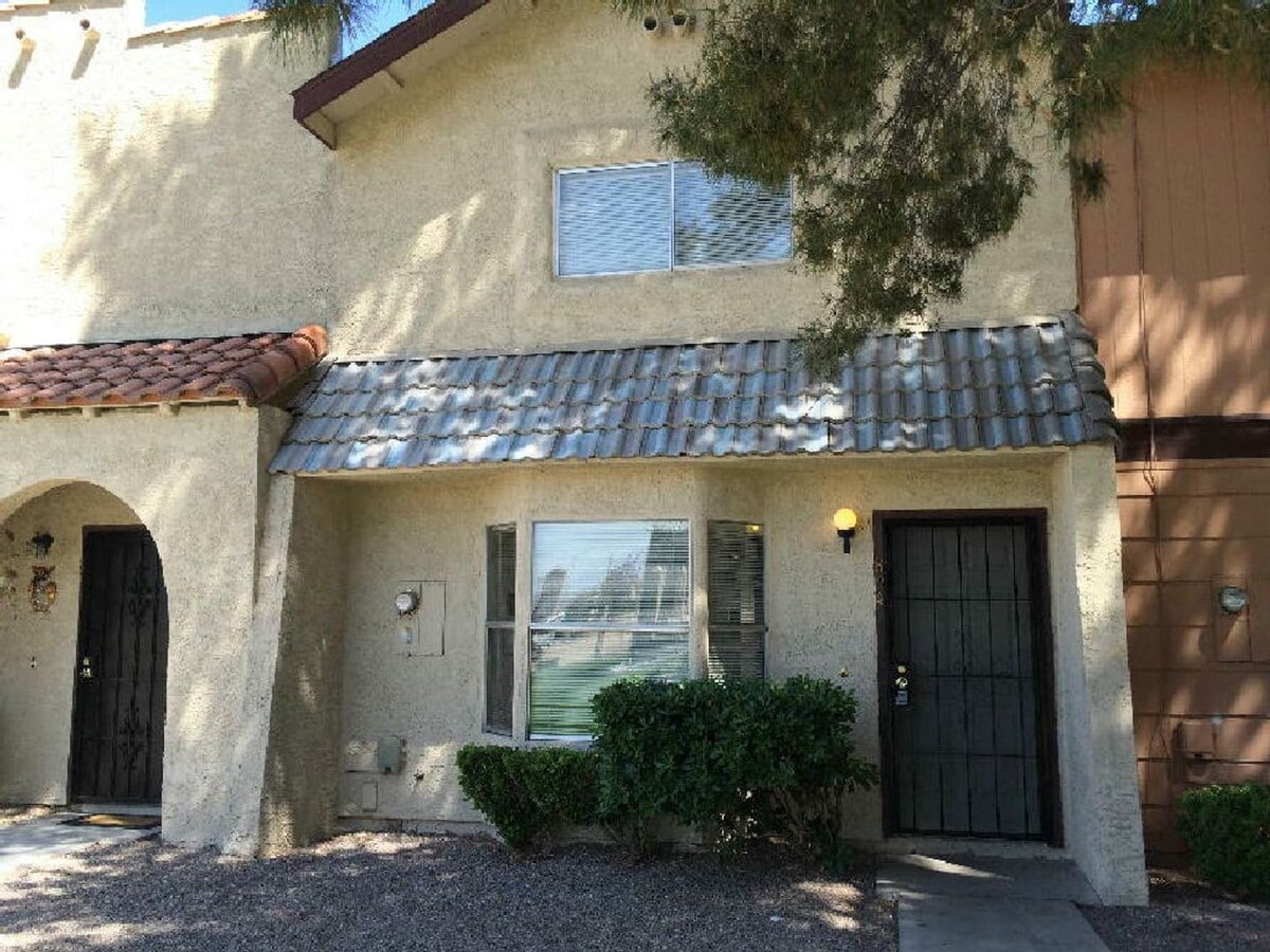 Photo - 894 Slumpstone Way